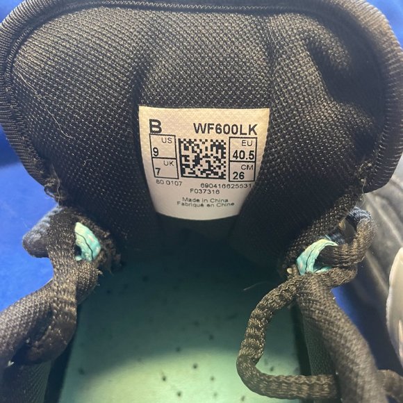 New Balance Women's Softball Cleats - Size 9 | Excellent Condition | $20 - Picture 5 of 5